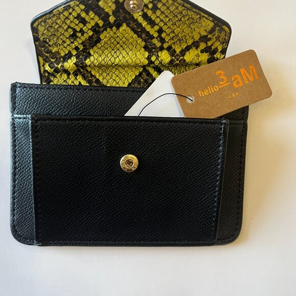 Snakeskin Print Card Wallet / Python Pattern Zip Around / Yellow / Black- NWT - Picture 3 of 5